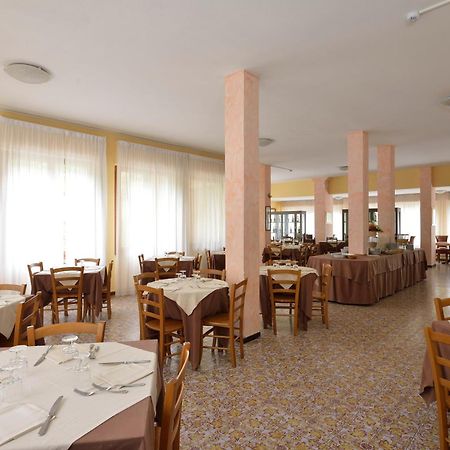 Hotel Attico Chianciano Terme Exteriör bild