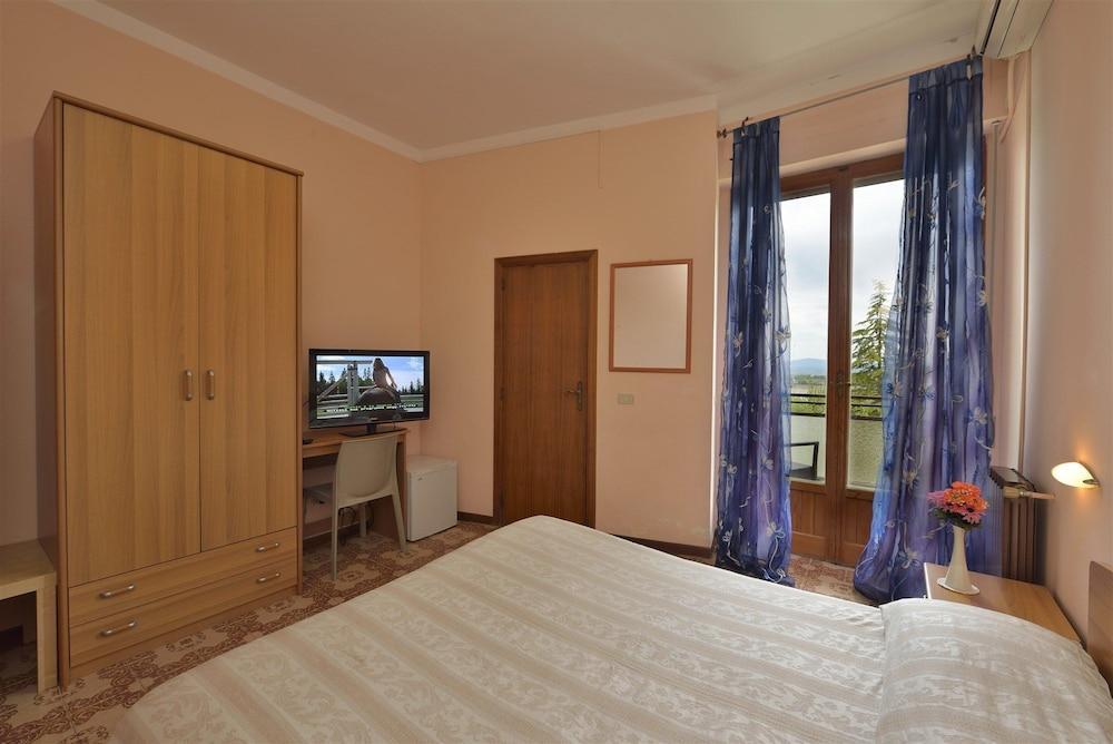 Hotel Attico Chianciano Terme Exteriör bild