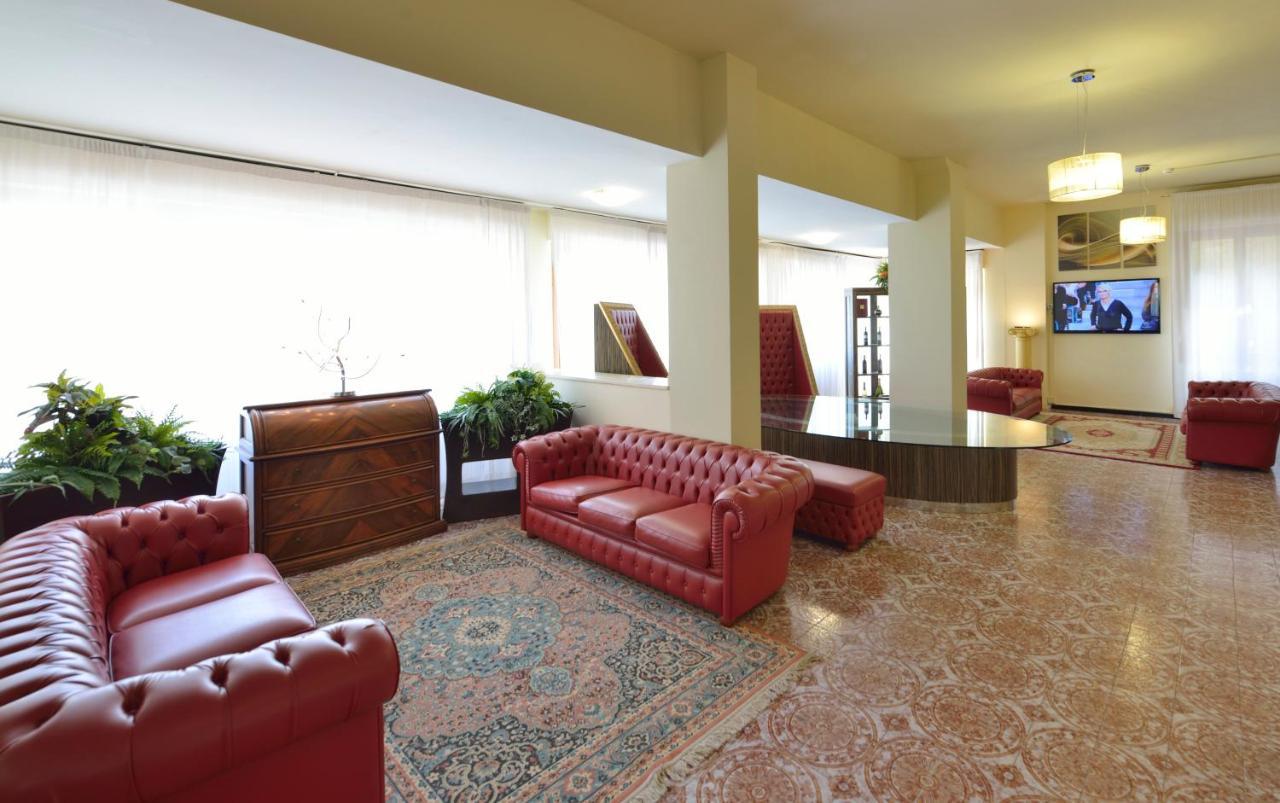 Hotel Attico Chianciano Terme Exteriör bild