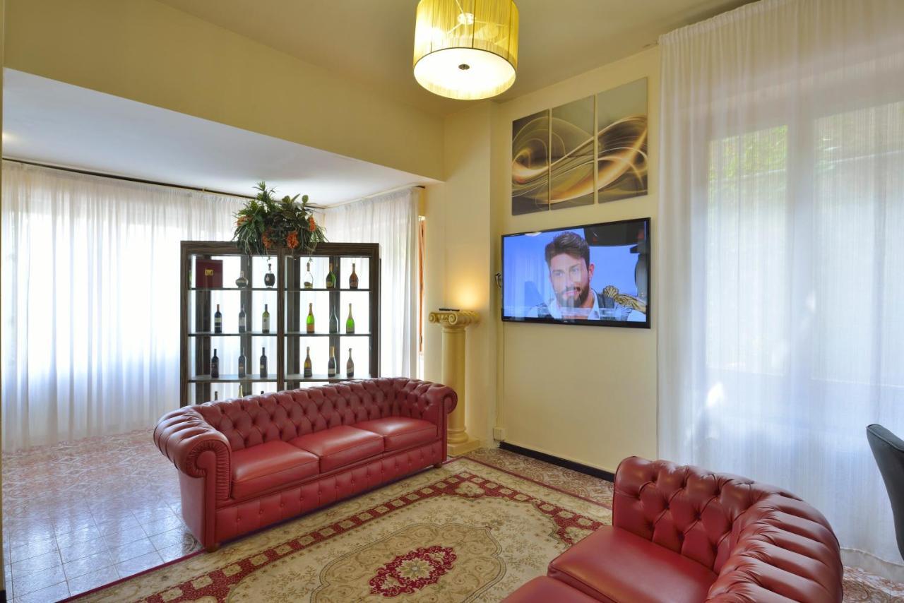 Hotel Attico Chianciano Terme Exteriör bild