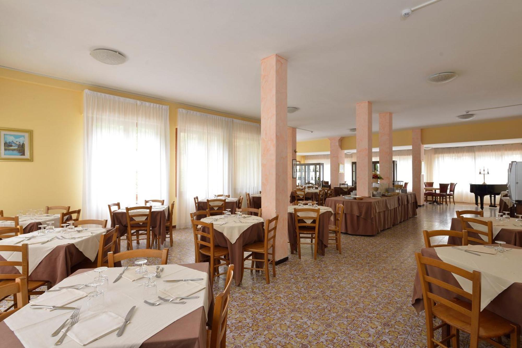 Hotel Attico Chianciano Terme Exteriör bild